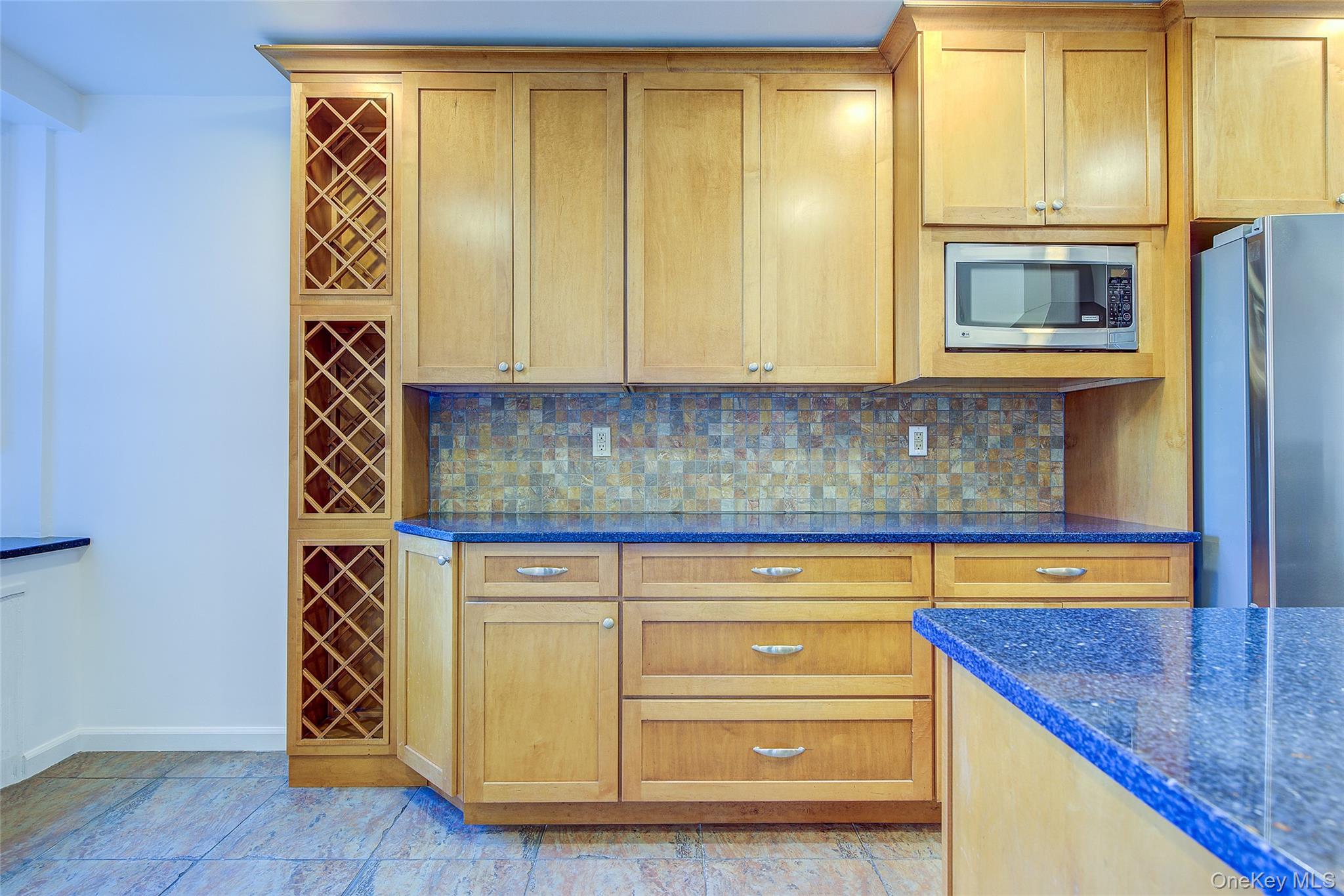 64-85 Saunders Street # D3, Rego Park, NY 11375