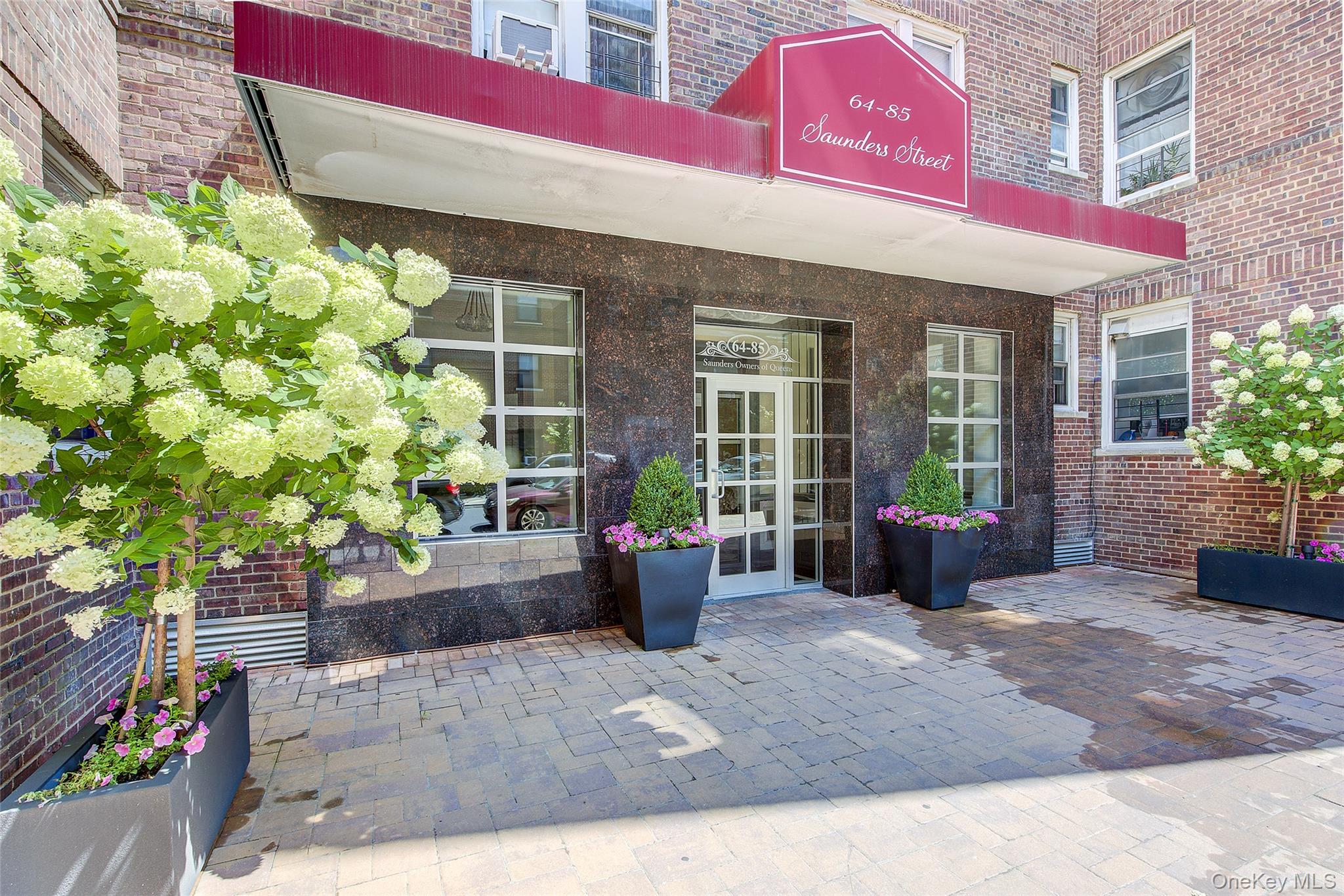 64-85 Saunders Street # D3, Rego Park, NY 11375