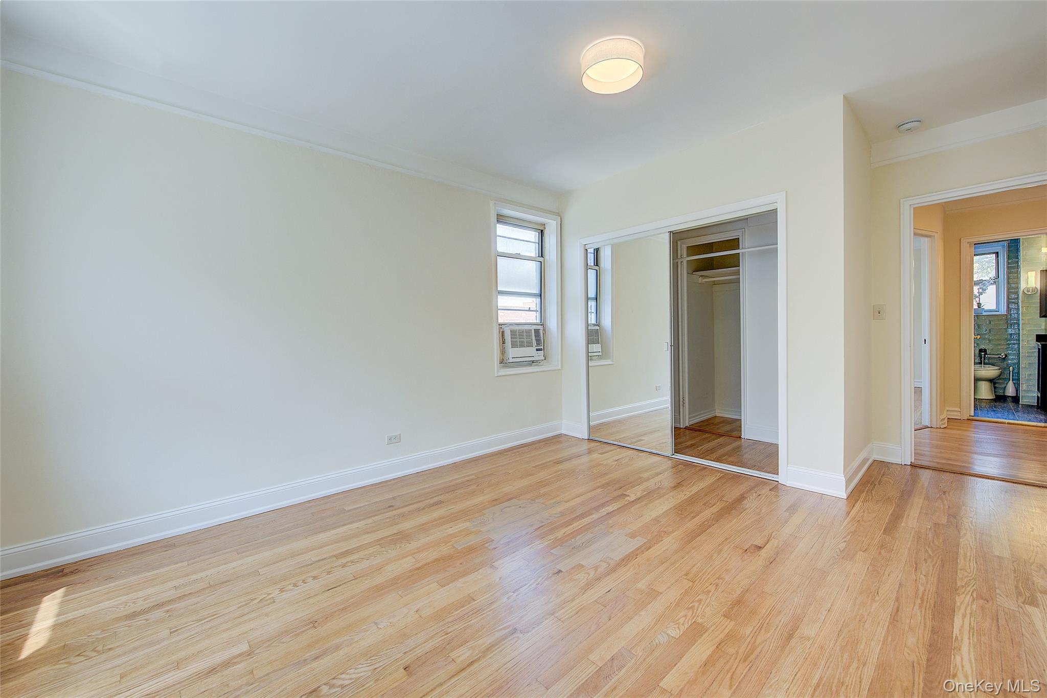 64-85 Saunders Street # D3, Rego Park, NY 11375