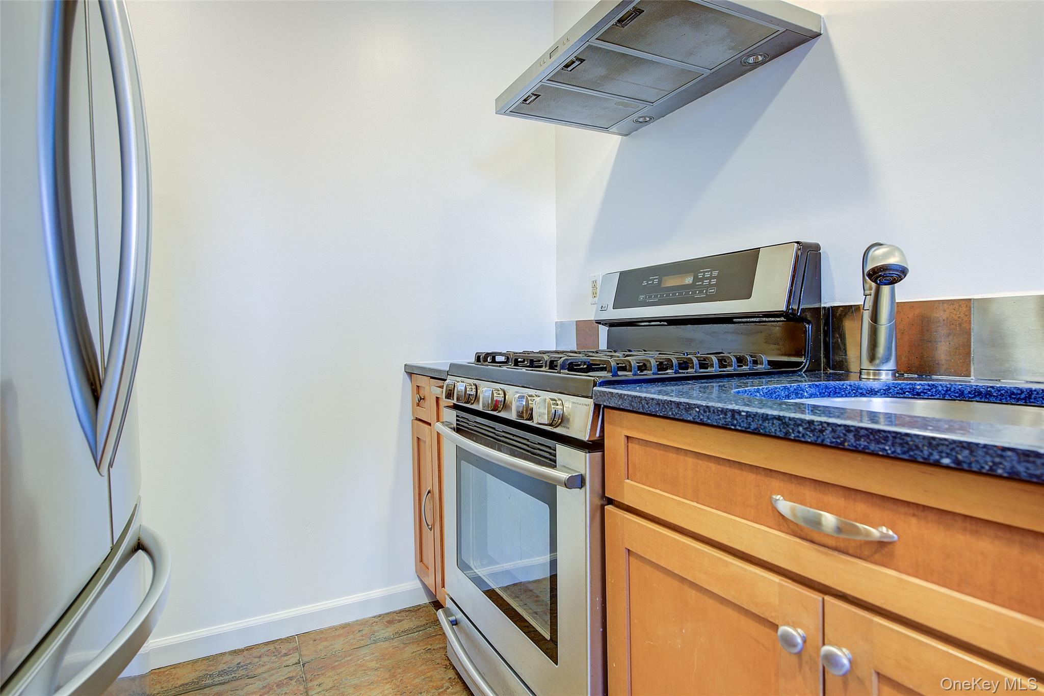 64-85 Saunders Street # D3, Rego Park, NY 11375