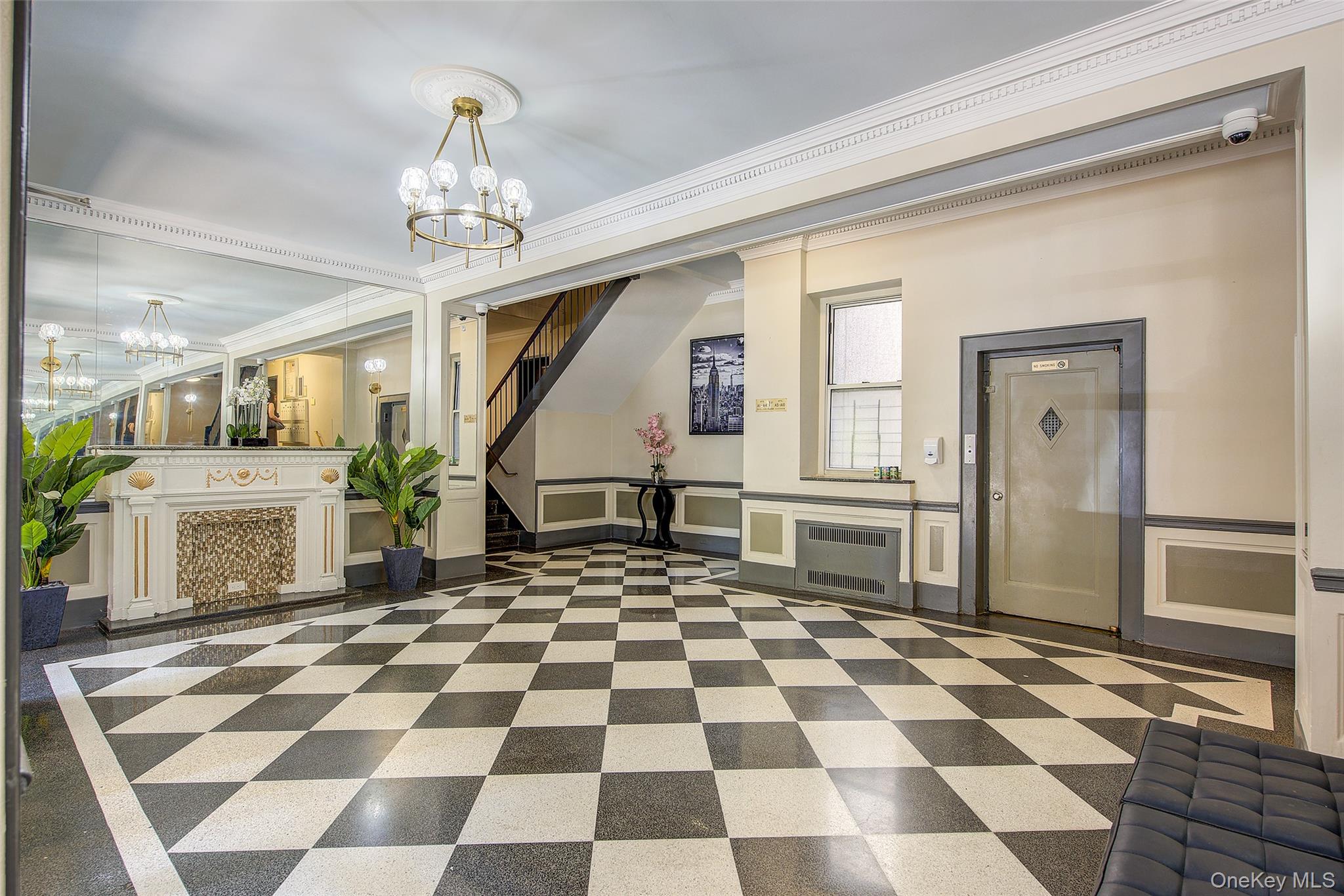 64-85 Saunders Street # D3, Rego Park, NY 11375