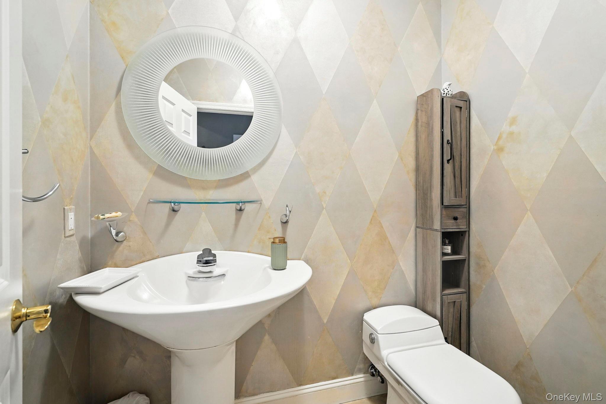 39 Admiral Wordens Lane, Briarcliff Manor, NY 10510