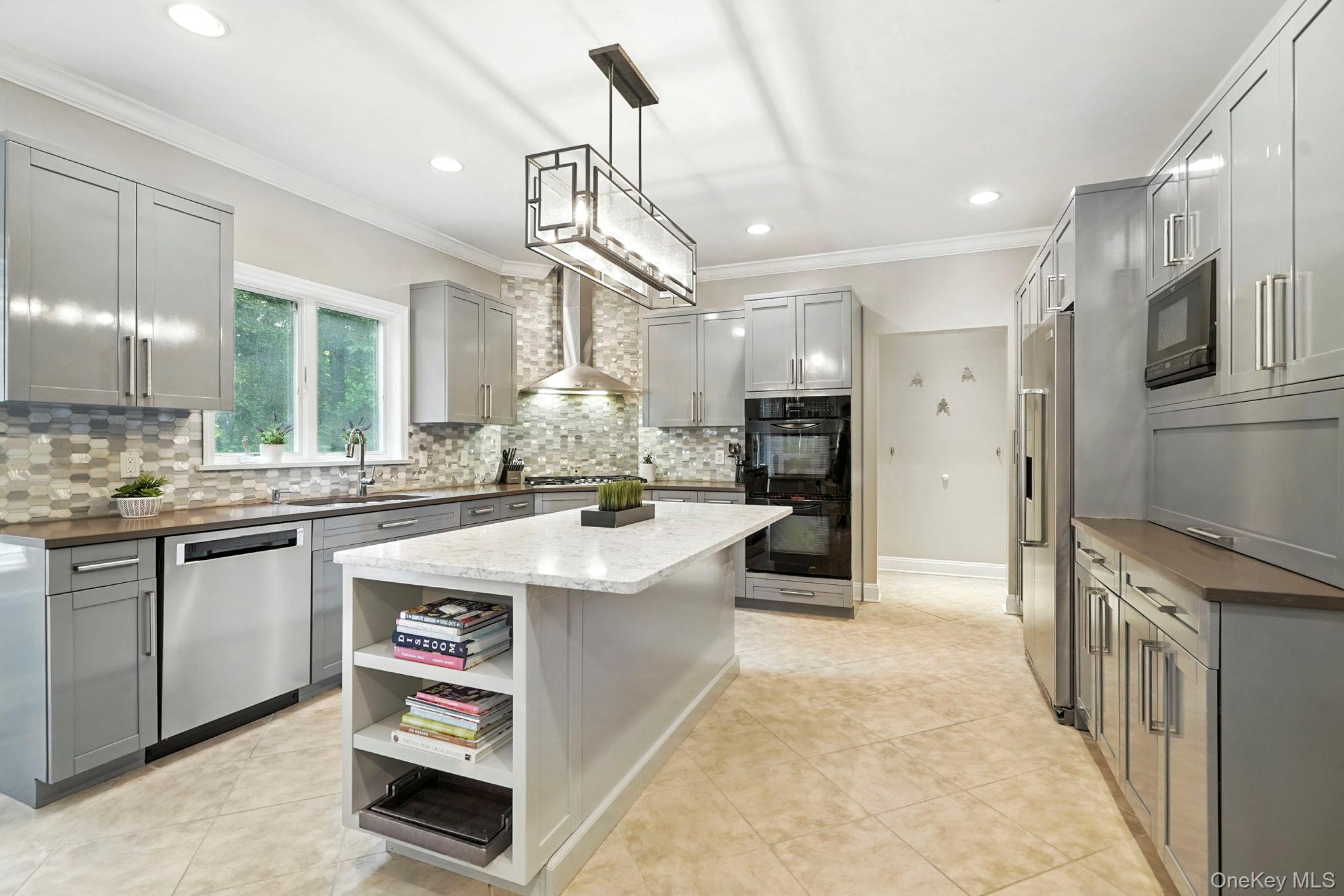 39 Admiral Wordens Lane, Briarcliff Manor, NY 10510