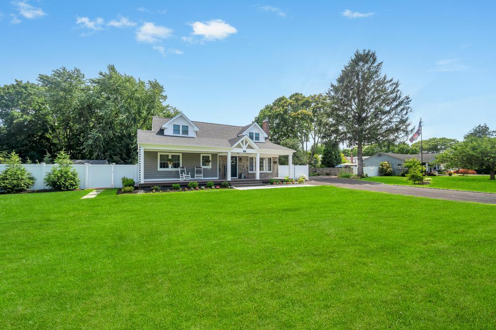 870 Wall Street, Bohemia, NY 11716
