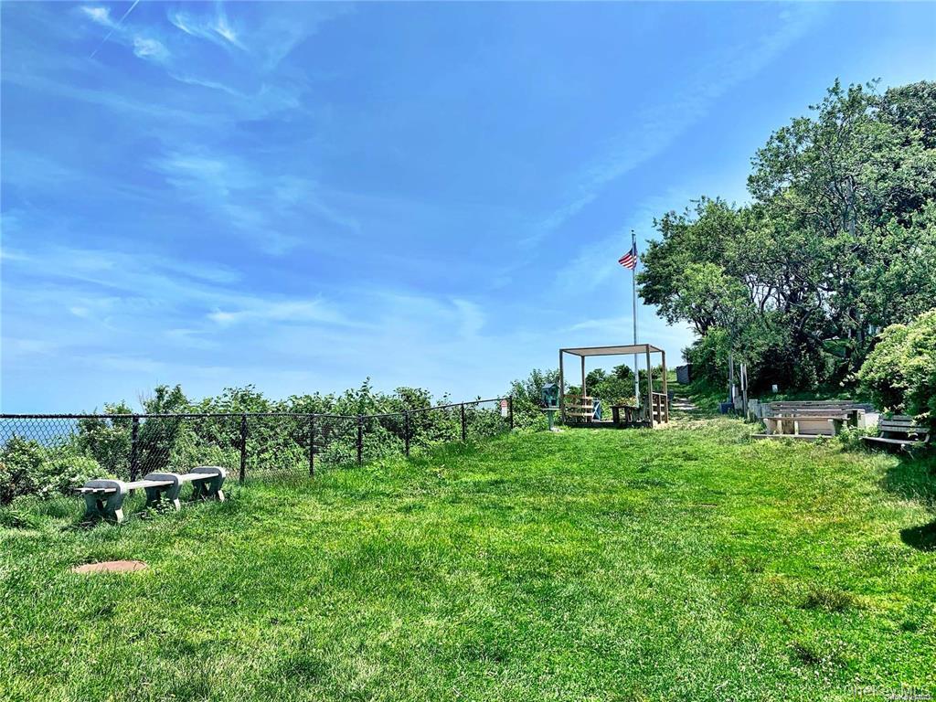 11 Oceanside Drive, Sound Beach, NY 11789