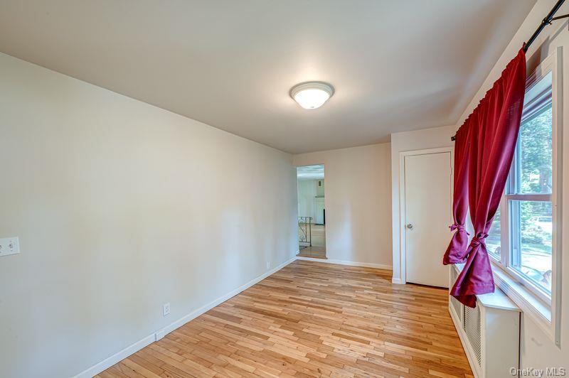 11 Oceanside Drive, Sound Beach, NY 11789