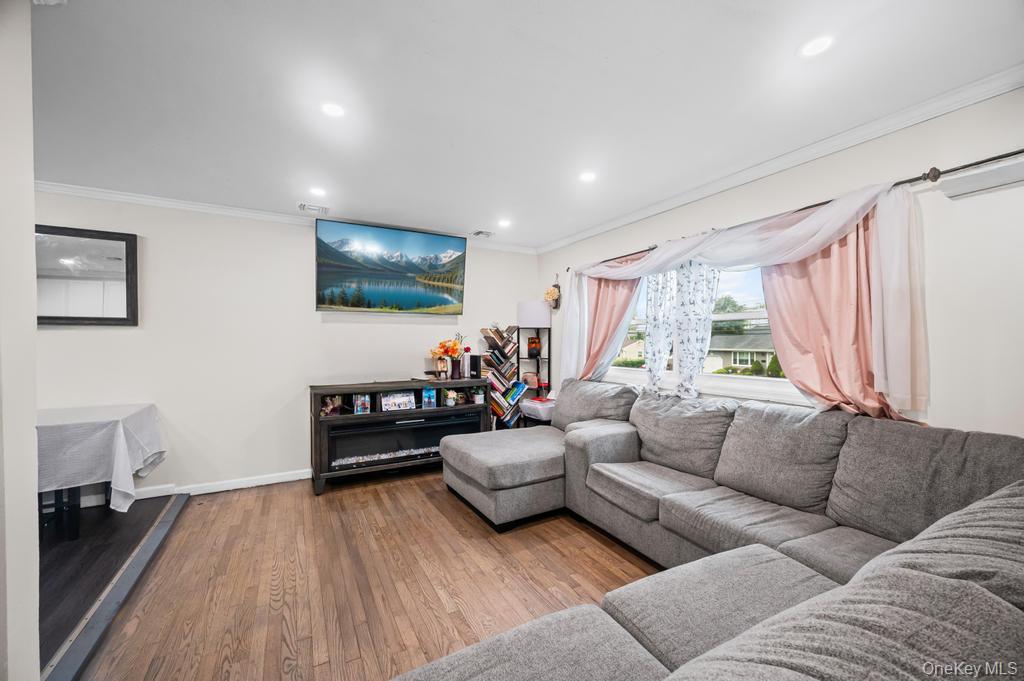 3115 Heather Avenue, Medford, NY 11763