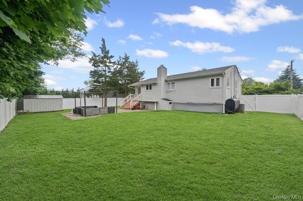 3115 Heather Avenue, Medford, NY 11763