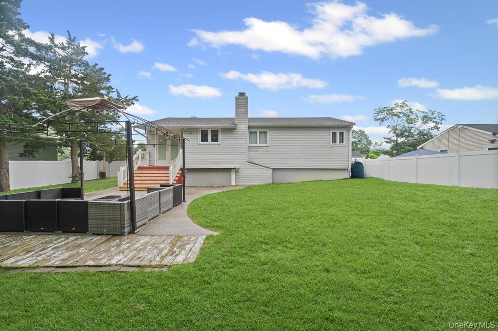 3115 Heather Avenue, Medford, NY 11763