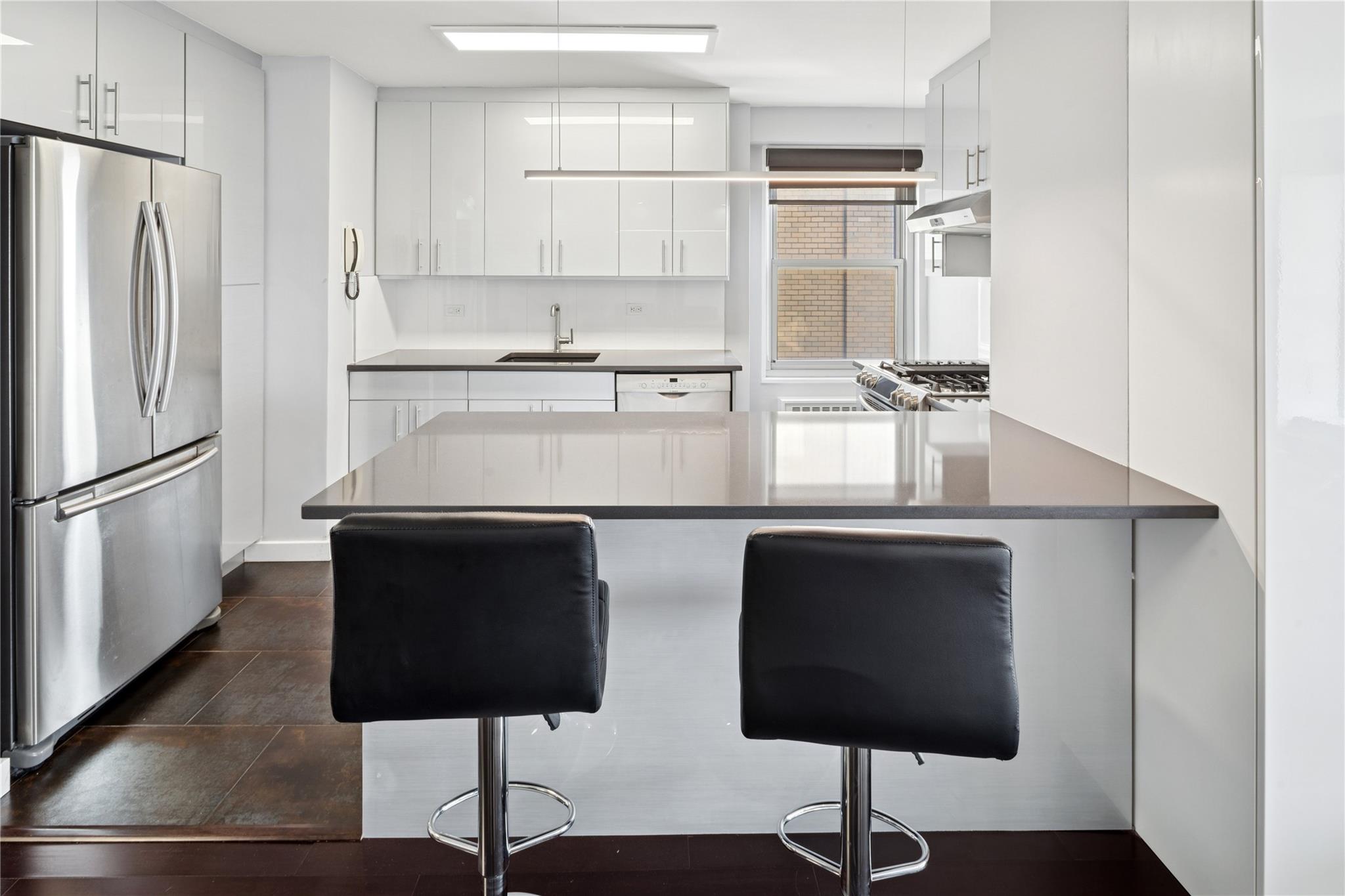 110-11 Queens Boulevard # 30E, Forest Hills, NY 11375