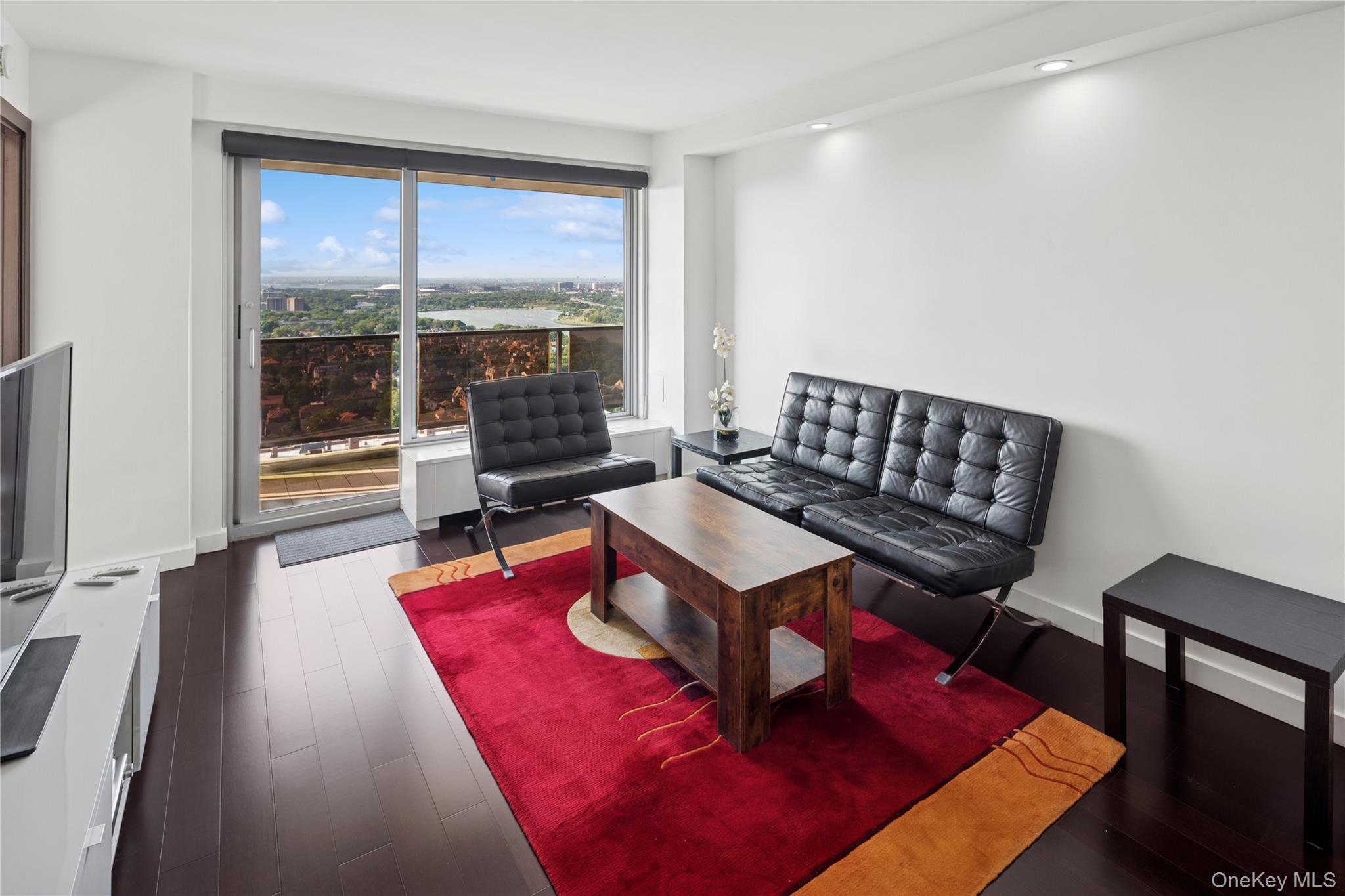 110-11 Queens Boulevard # 30E, Forest Hills, NY 11375