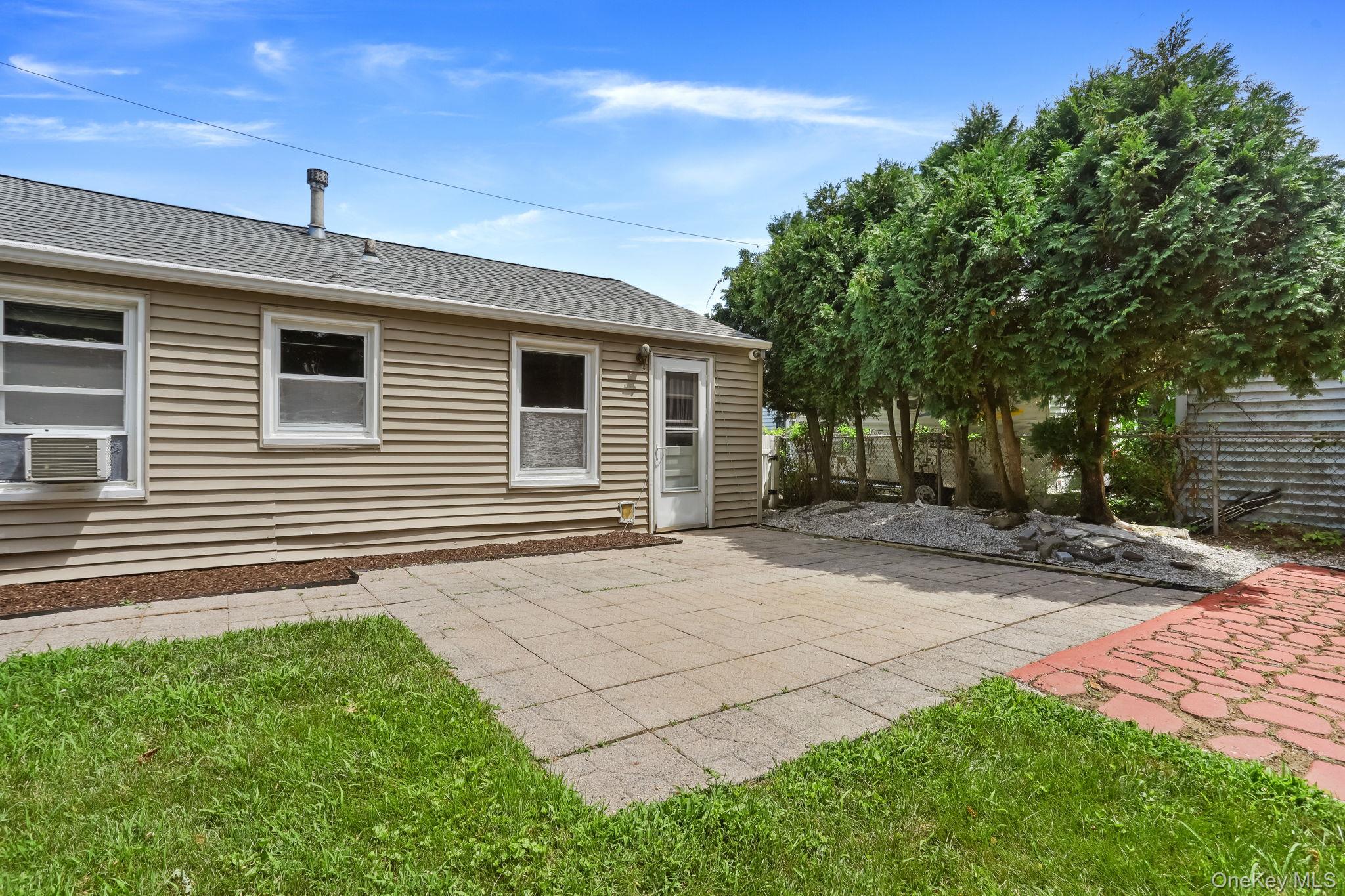 27 N Wayne Avenue, West Haverstraw, NY 10993