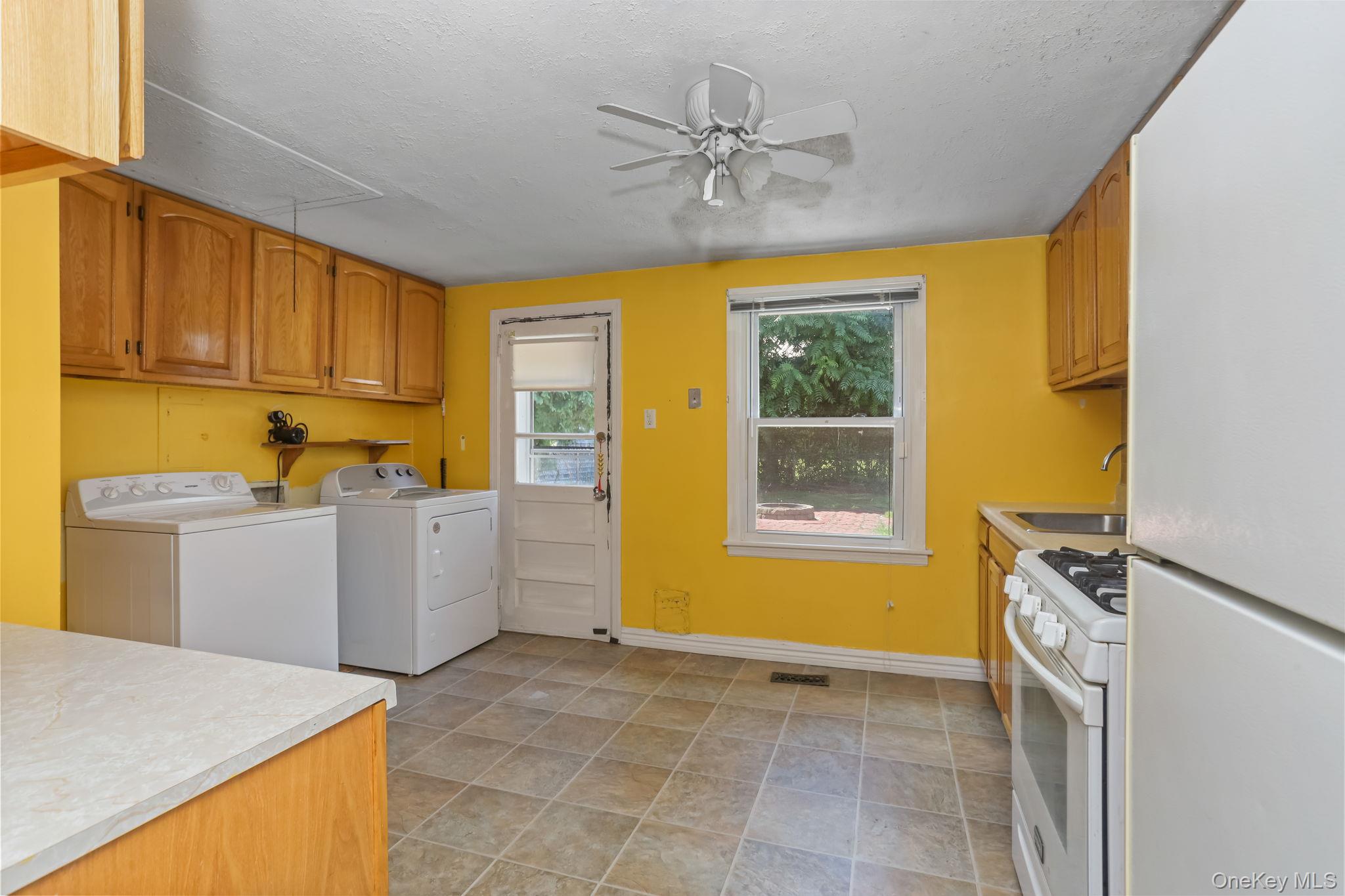 27 N Wayne Avenue, West Haverstraw, NY 10993