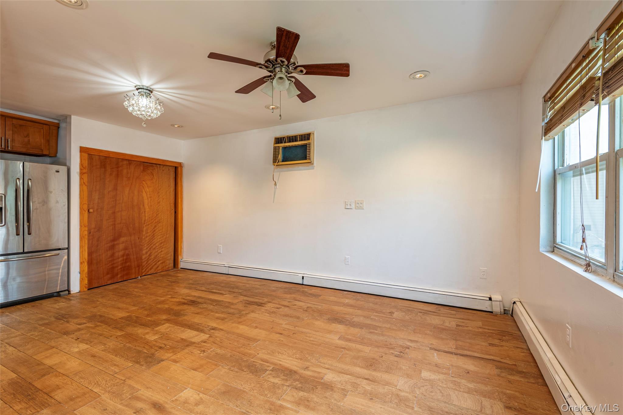 459 Roquette Avenue, Floral Park, NY 11001