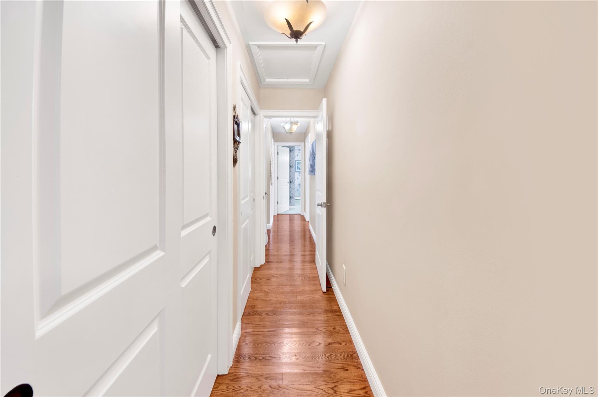 7 Secor Glen Road, Hartsdale, NY 10530