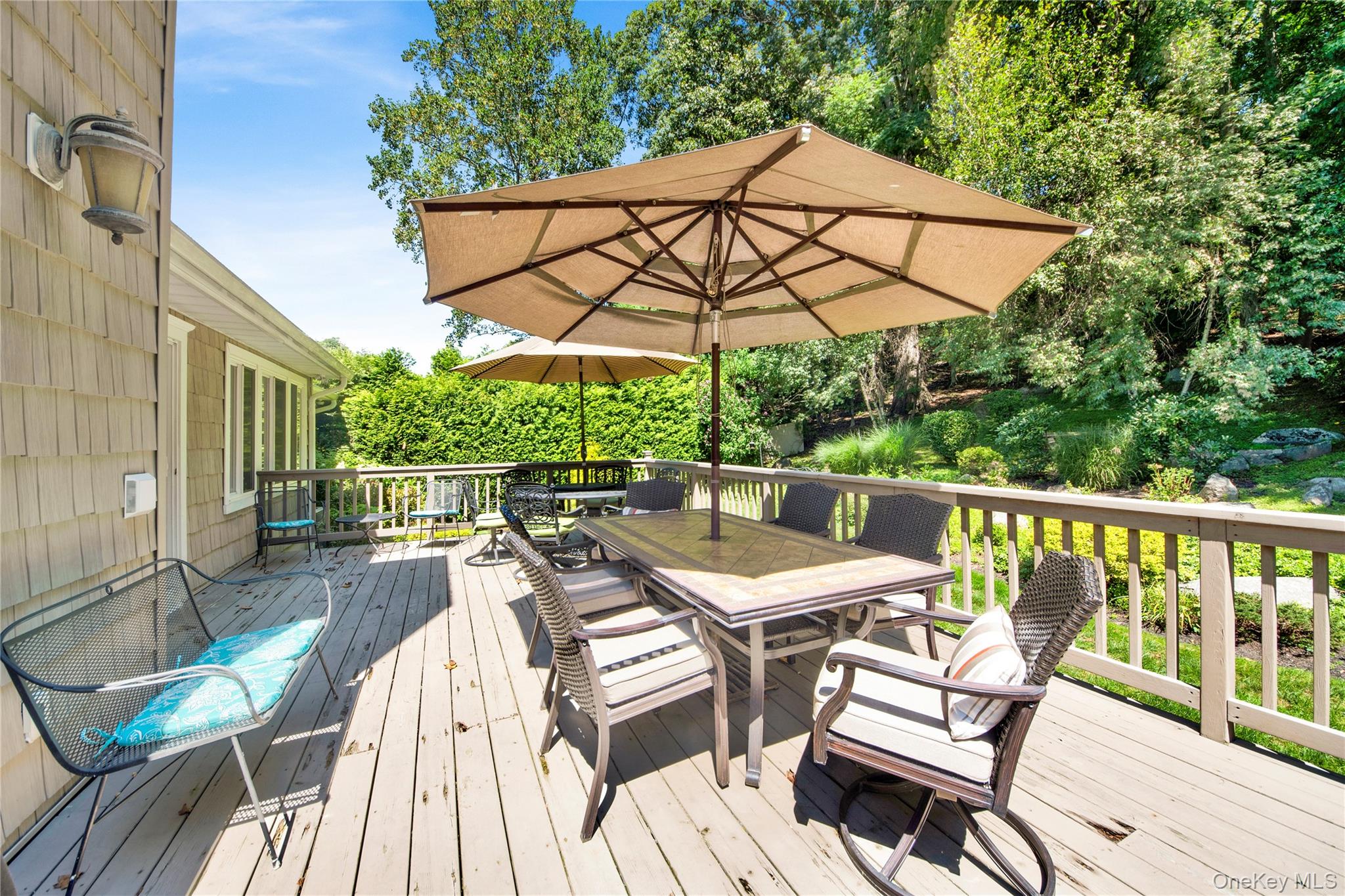 7 Secor Glen Road, Hartsdale, NY 10530