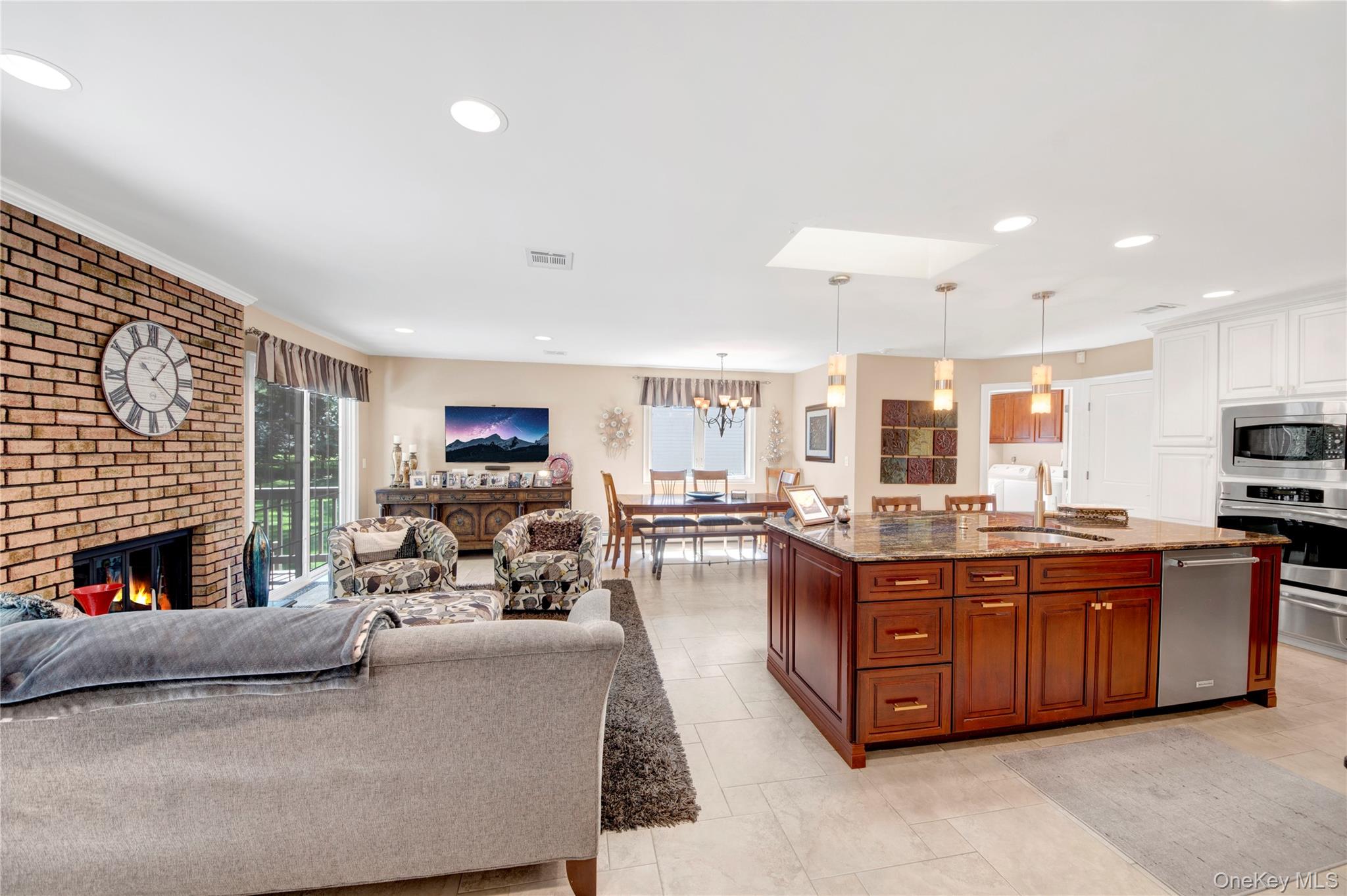 7 Secor Glen Road, Hartsdale, NY 10530