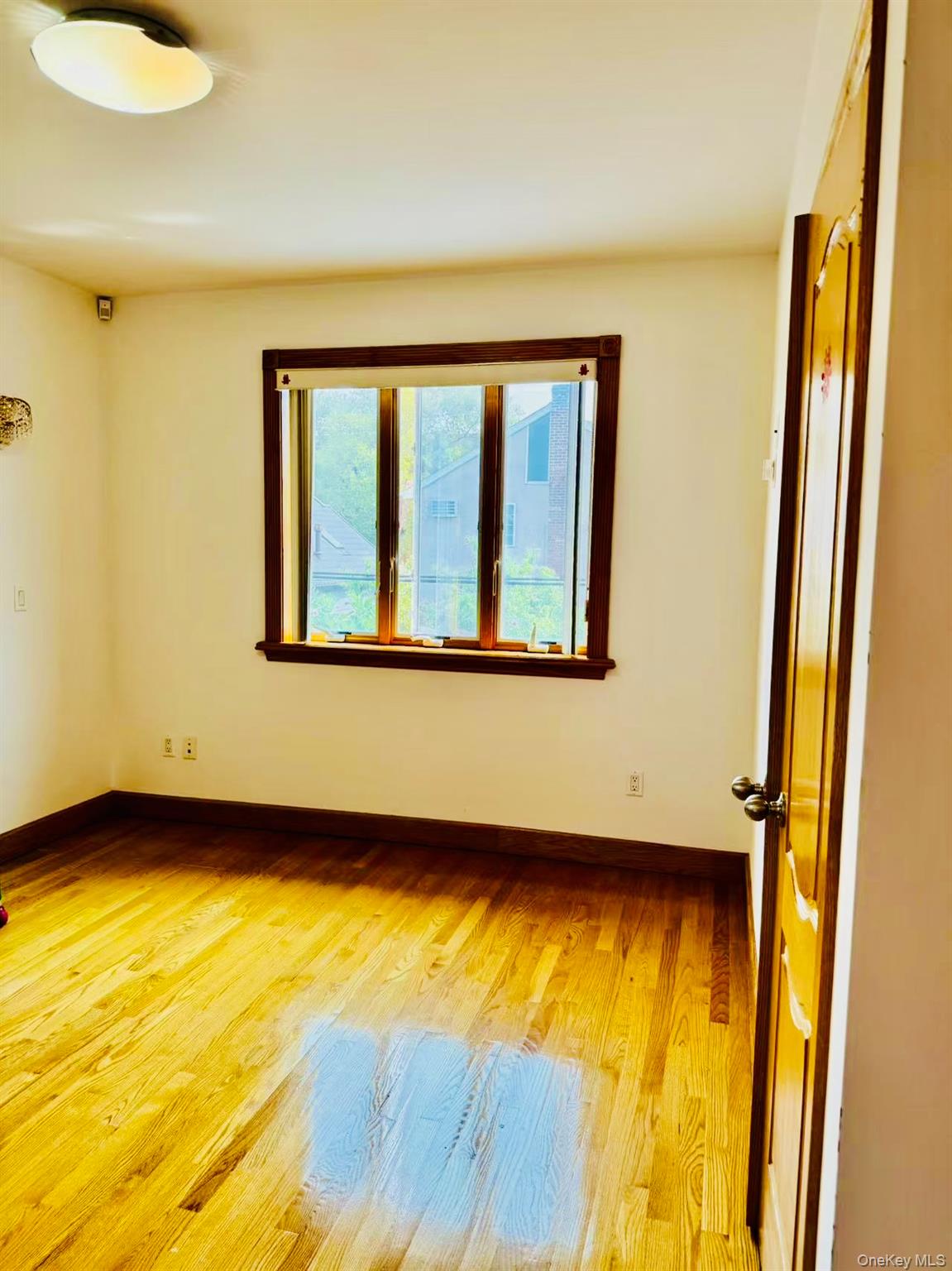 34-41 201 Street, Bayside, NY 11361