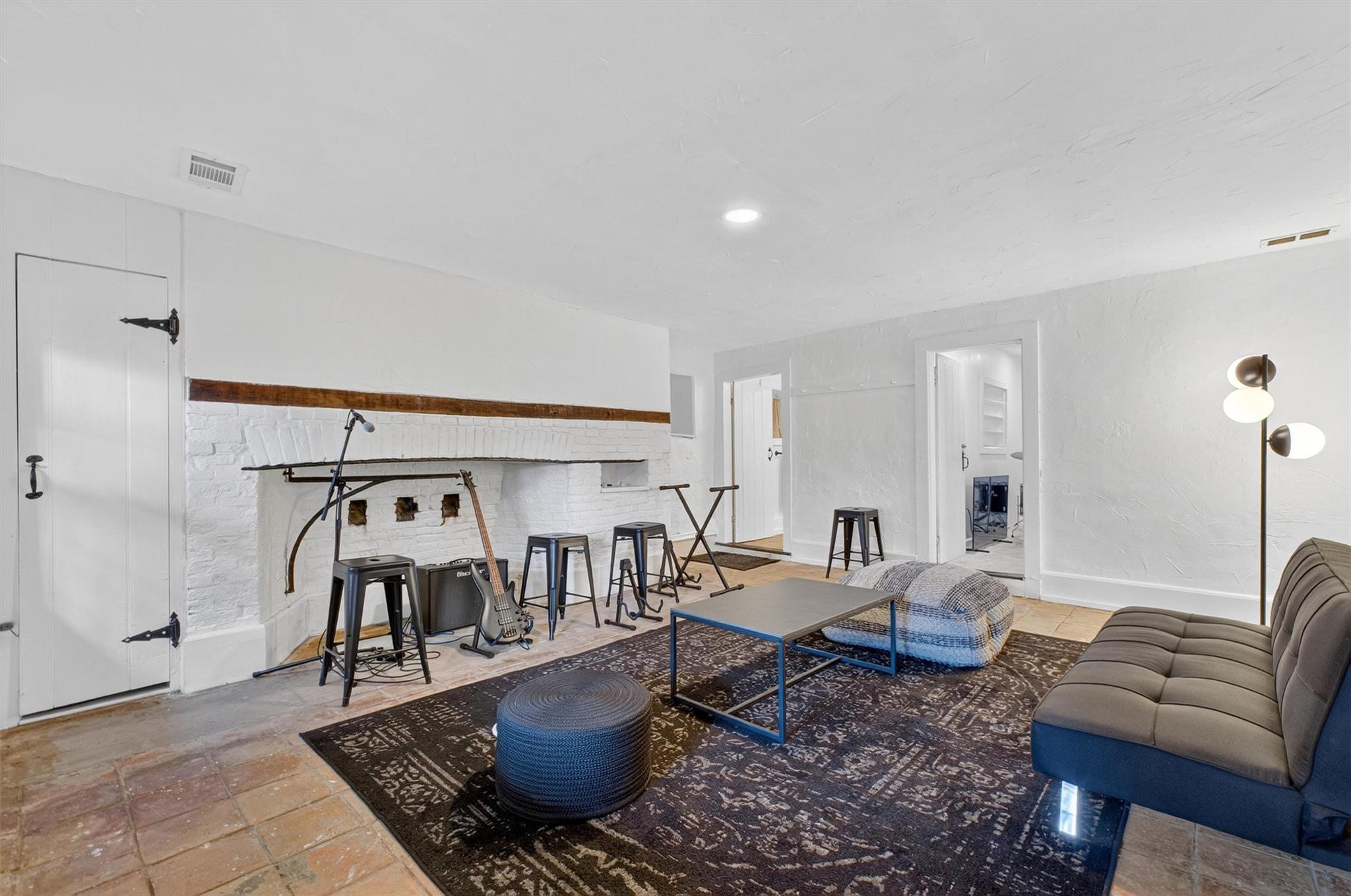 181 Union Street, Poughkeepsie, NY 12601