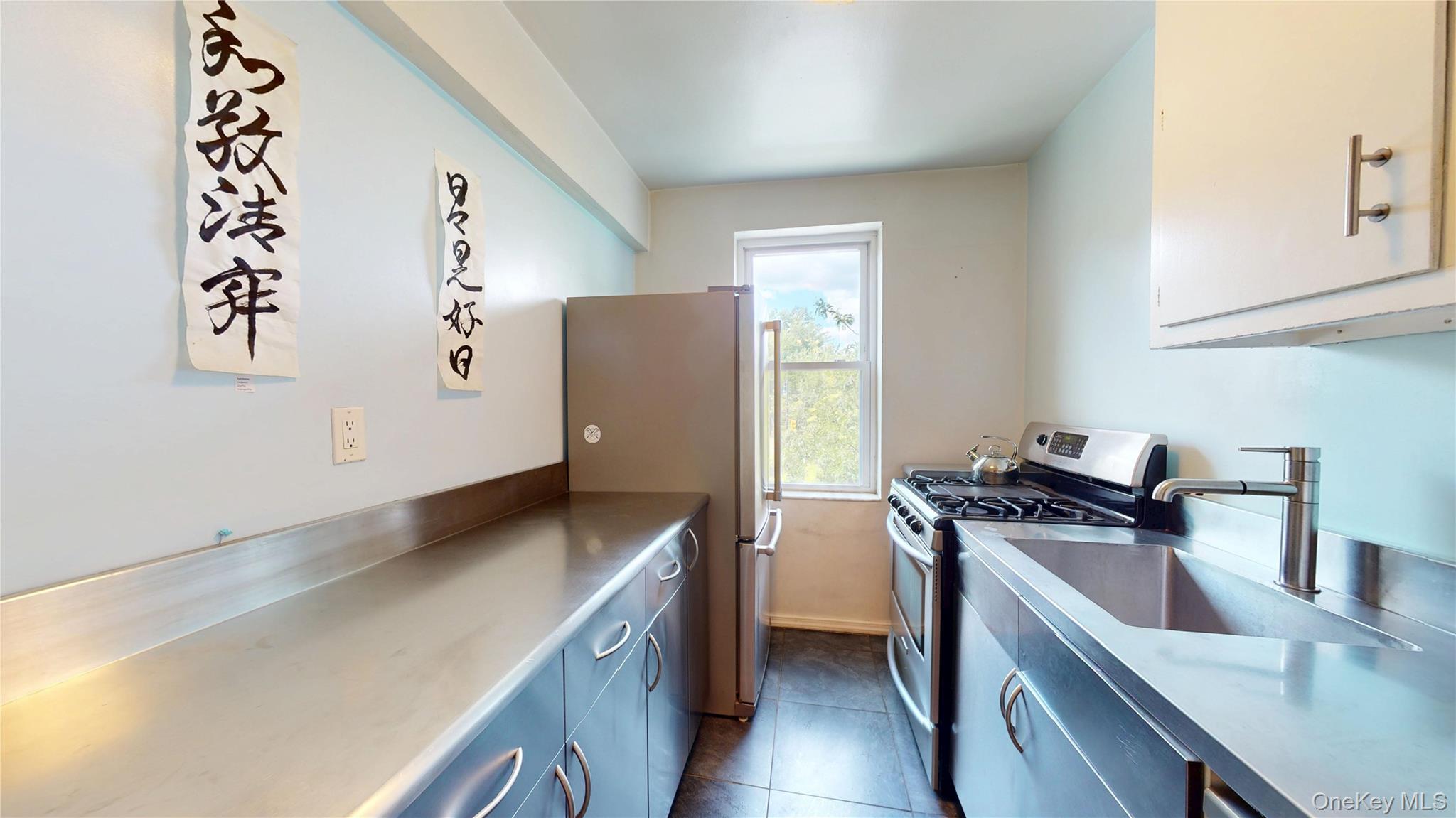 800 Grand Concourse # 2DN, Bronx, NY 10451