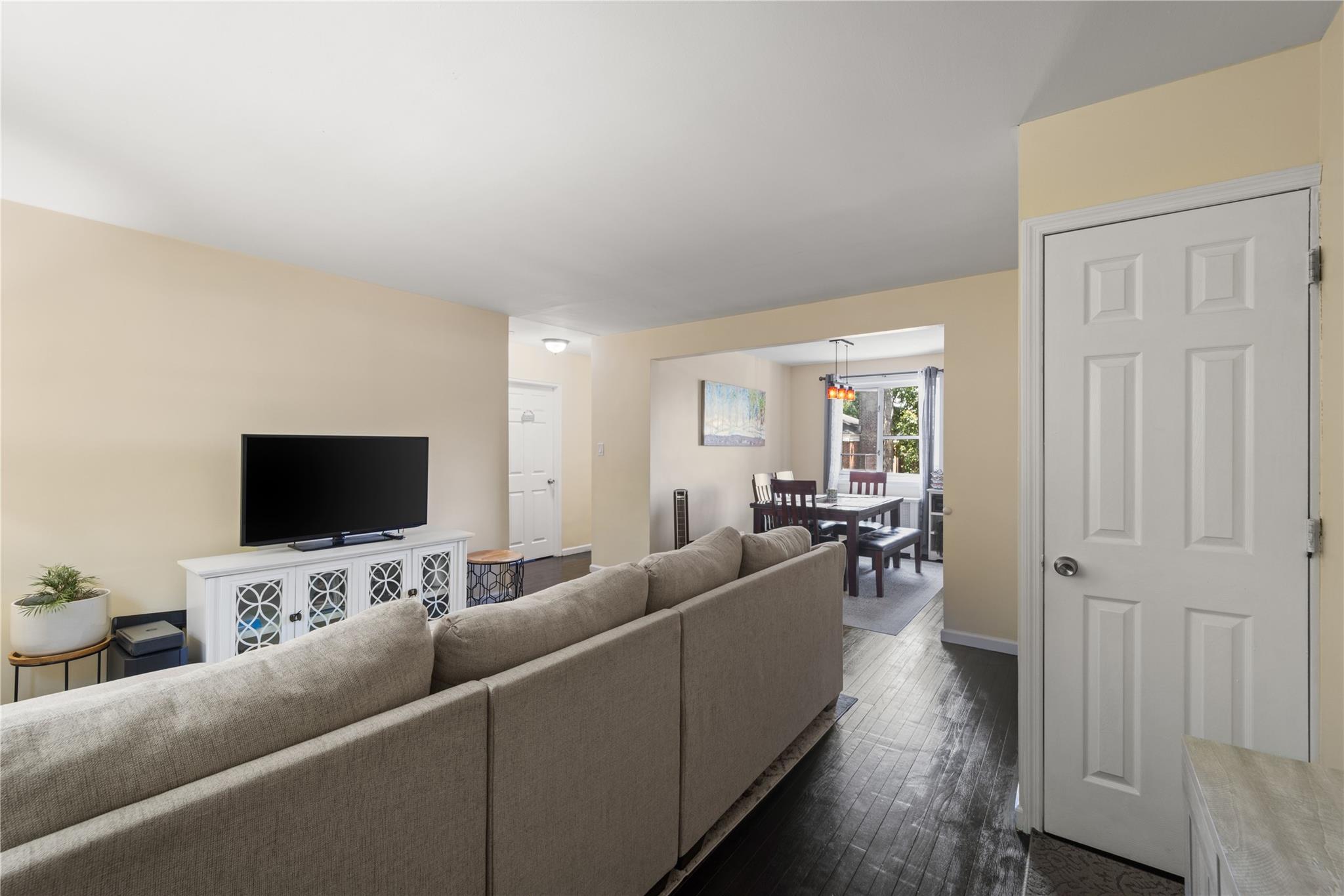 220-06 Stronghurst Avenue # Lower, Queens Village, NY 11427