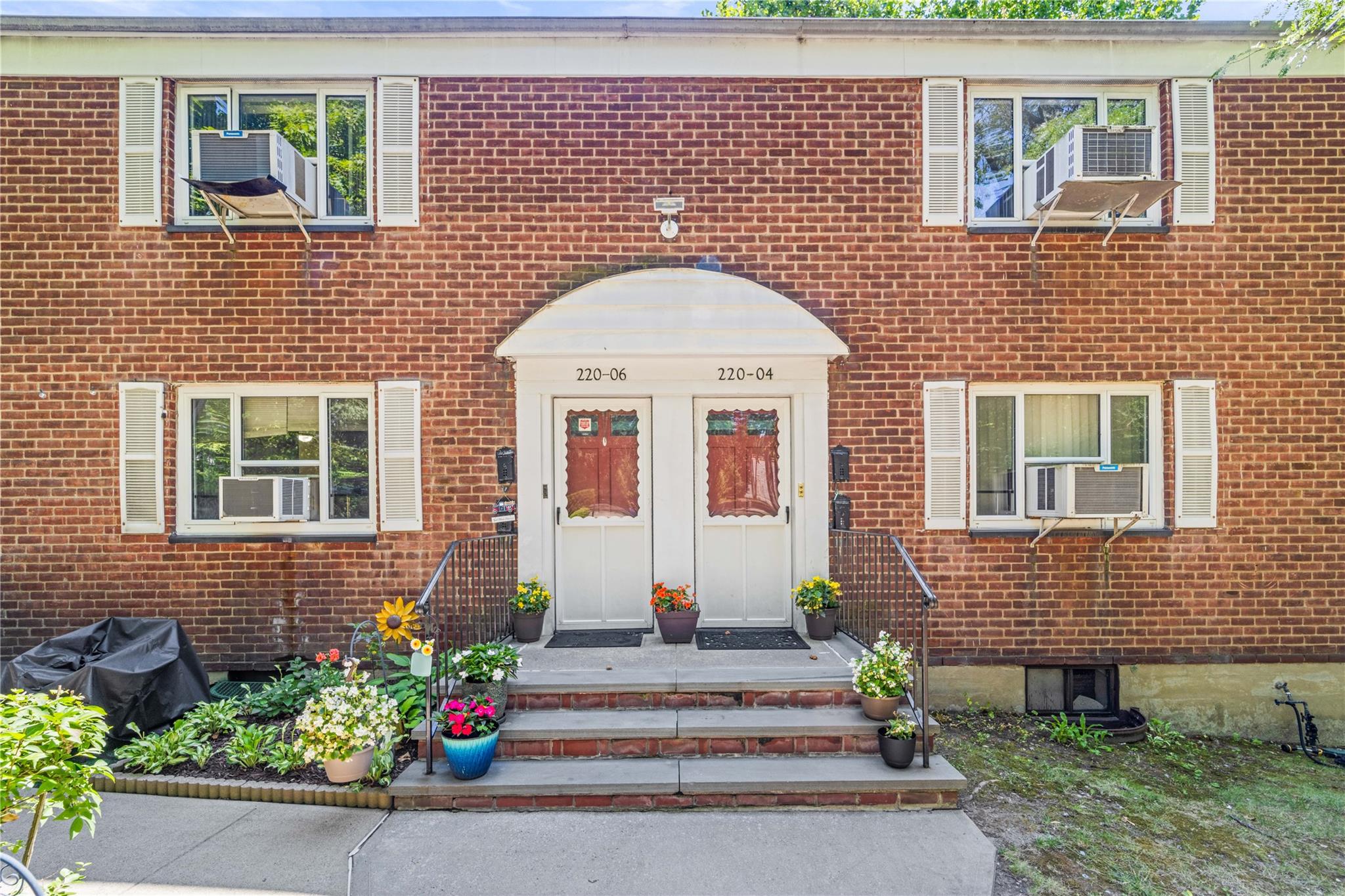 220-06 Stronghurst Avenue # Lower, Queens Village, NY 11427