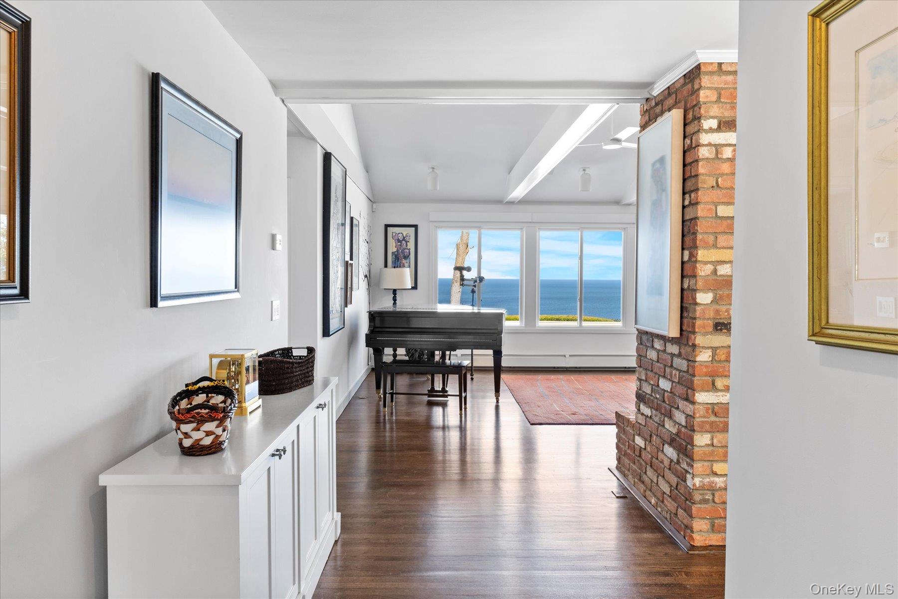 1 Dolphin Way, Riverhead, NY 11901