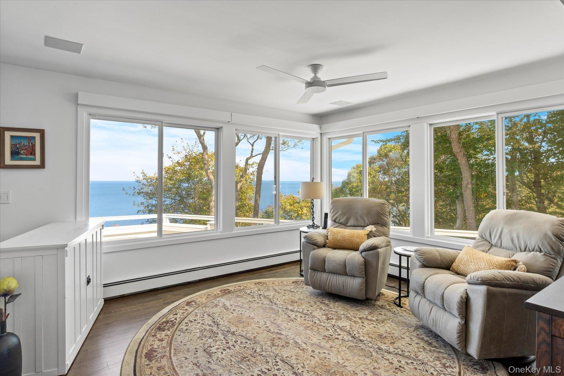 1 Dolphin Way, Riverhead, NY 11901