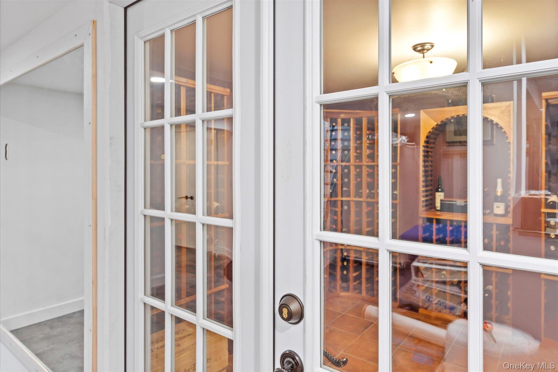 1 Dolphin Way, Riverhead, NY 11901