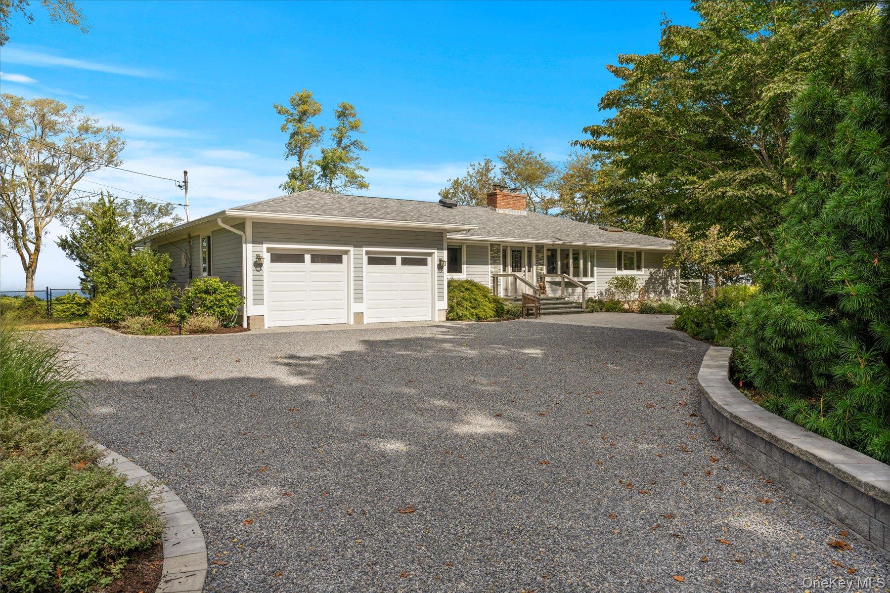 1 Dolphin Way, Riverhead, NY 11901