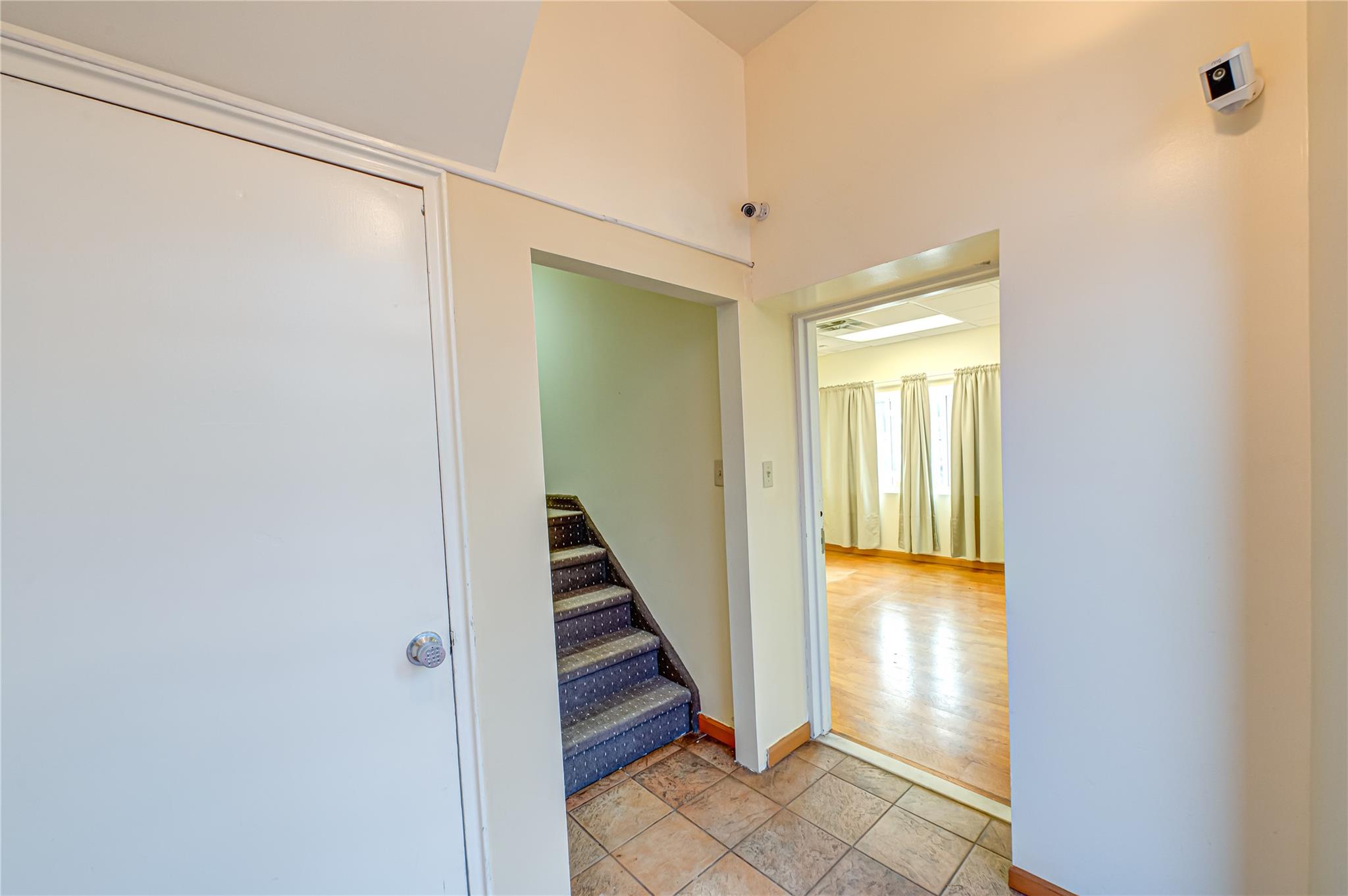 837 Old Country Road, Westbury, NY 11590