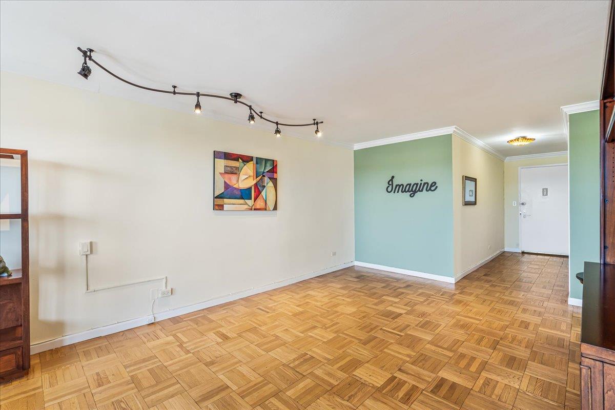 17-85 215th Street # 10E, Bayside, NY 11360