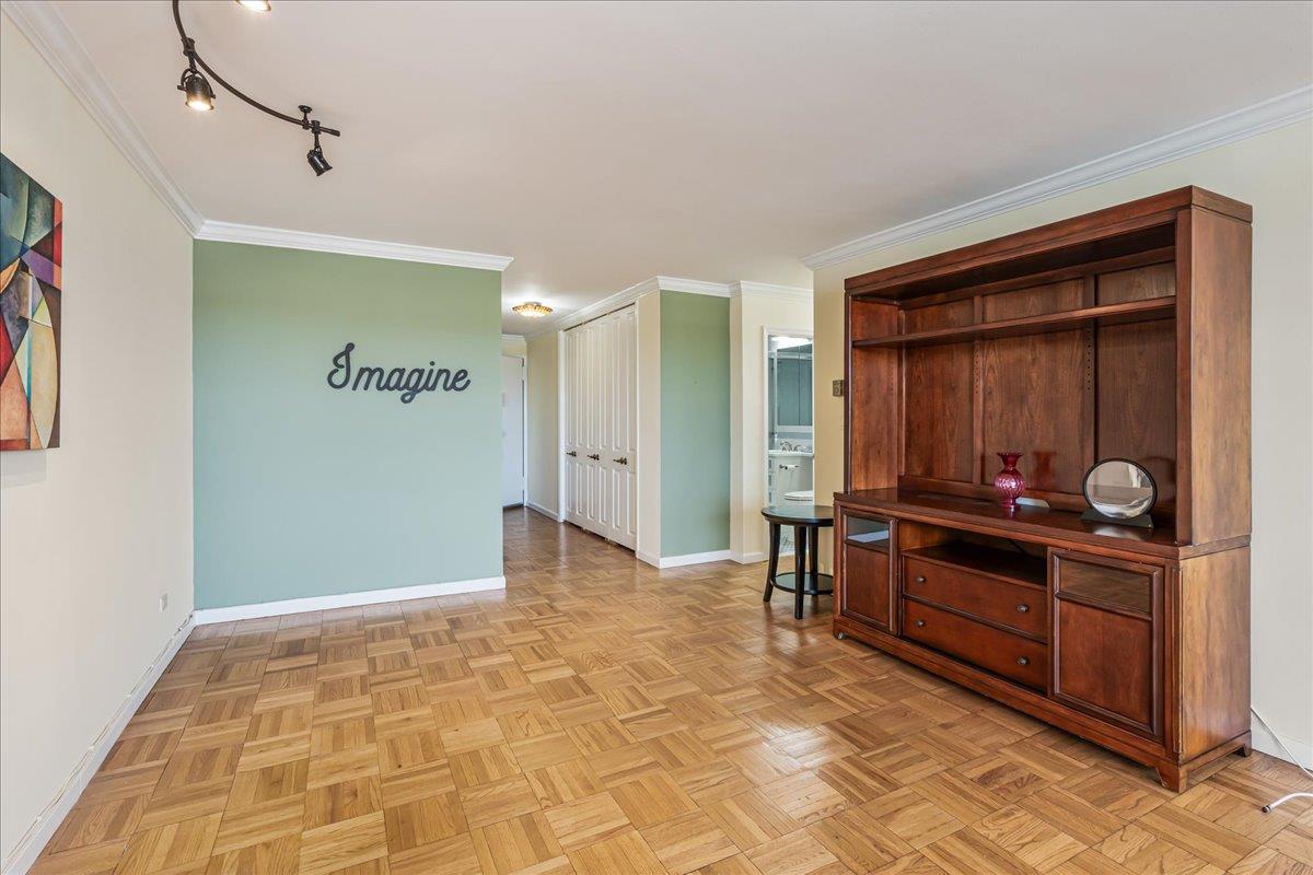 17-85 215th Street # 10E, Bayside, NY 11360