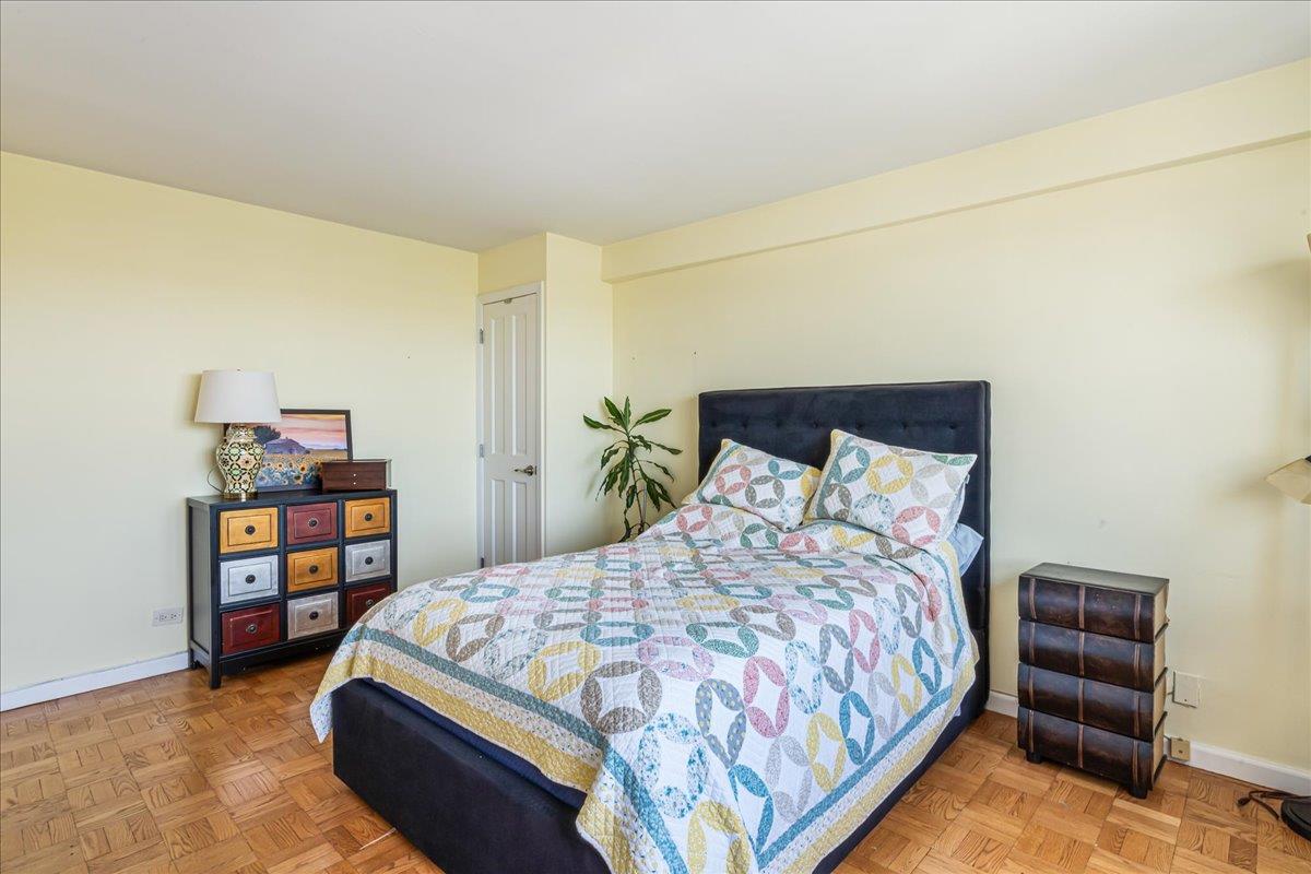 17-85 215th Street # 10E, Bayside, NY 11360