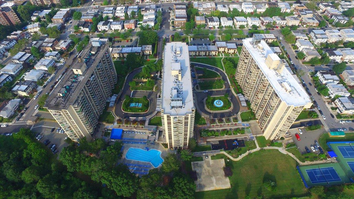 17-85 215th Street # 10E, Bayside, NY 11360