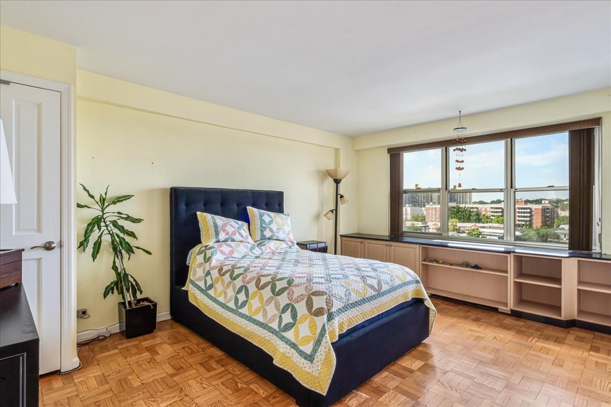 17-85 215th Street # 10E, Bayside, NY 11360