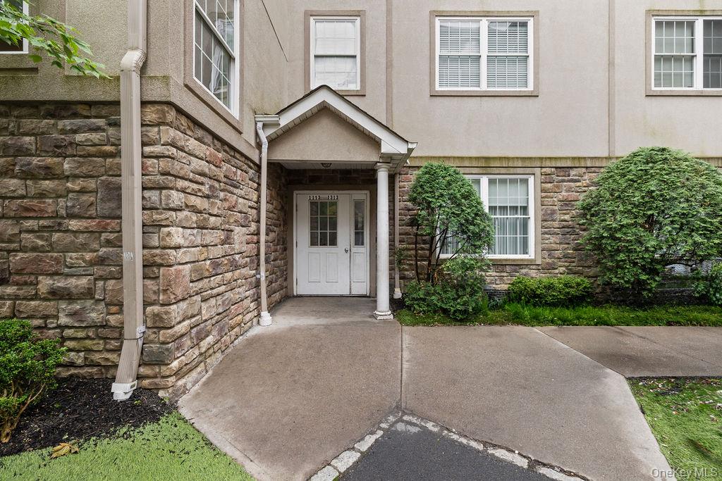 1113 Parkview Drive, Spring Valley, NY 10977