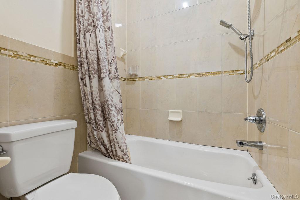 1113 Parkview Drive, Spring Valley, NY 10977