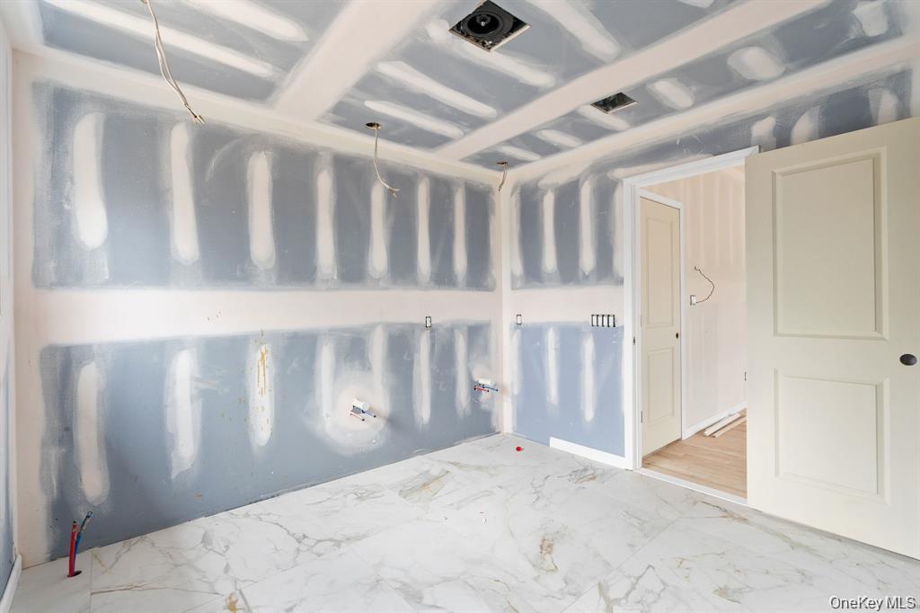 28 Northern Avenue, Walden, NY 12586