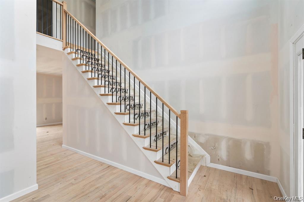 28 Northern Avenue, Walden, NY 12586