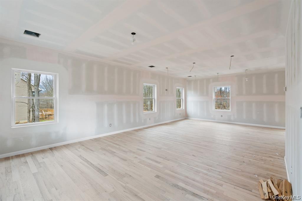 28 Northern Avenue, Walden, NY 12586