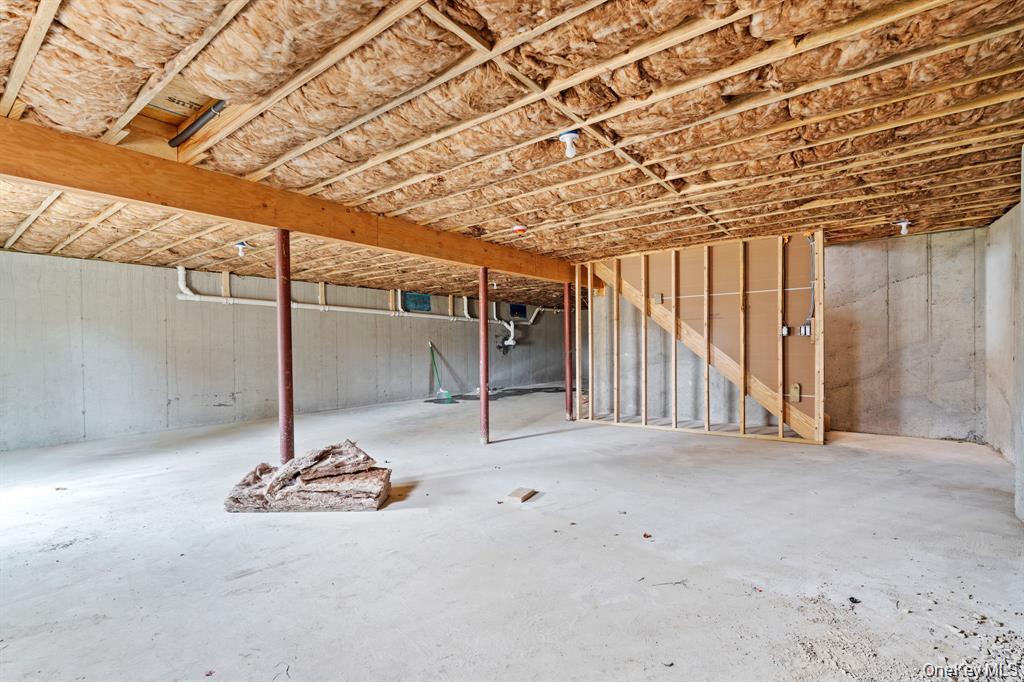 28 Northern Avenue, Walden, NY 12586