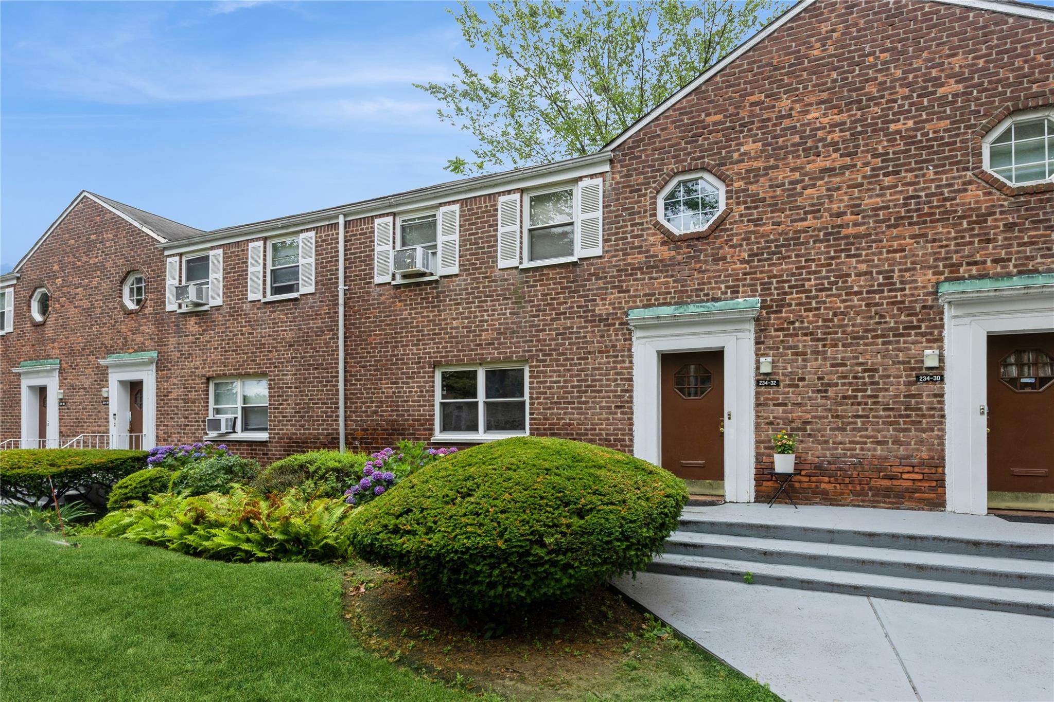 23432 133rd Avenue # LOWER, Rosedale, NY 11422