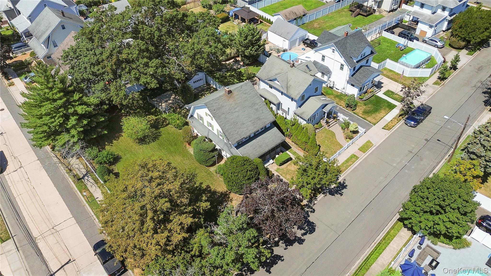 107 Melrose Avenue, East Rockaway, NY 11518