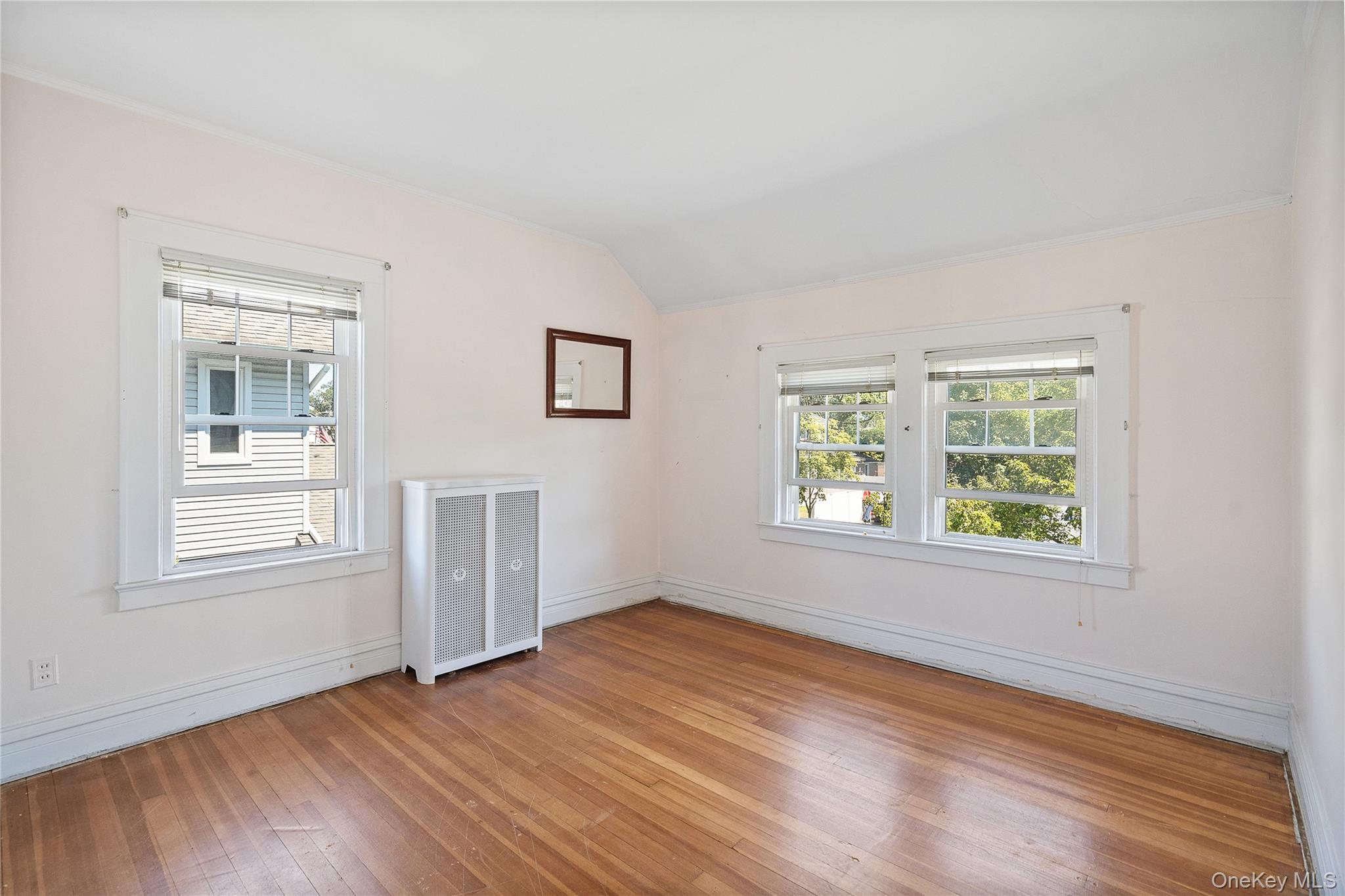 107 Melrose Avenue, East Rockaway, NY 11518