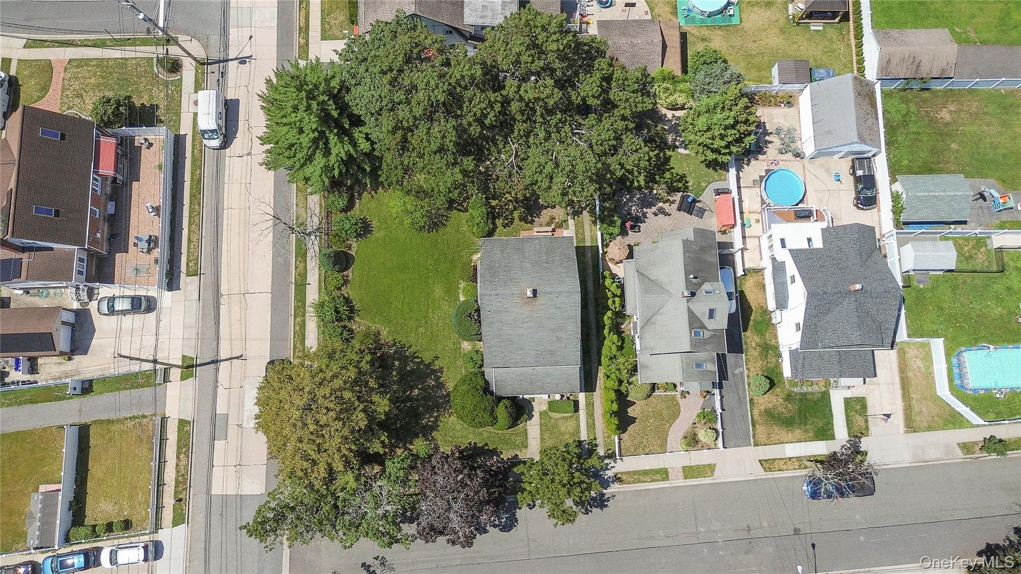 107 Melrose Avenue, East Rockaway, NY 11518