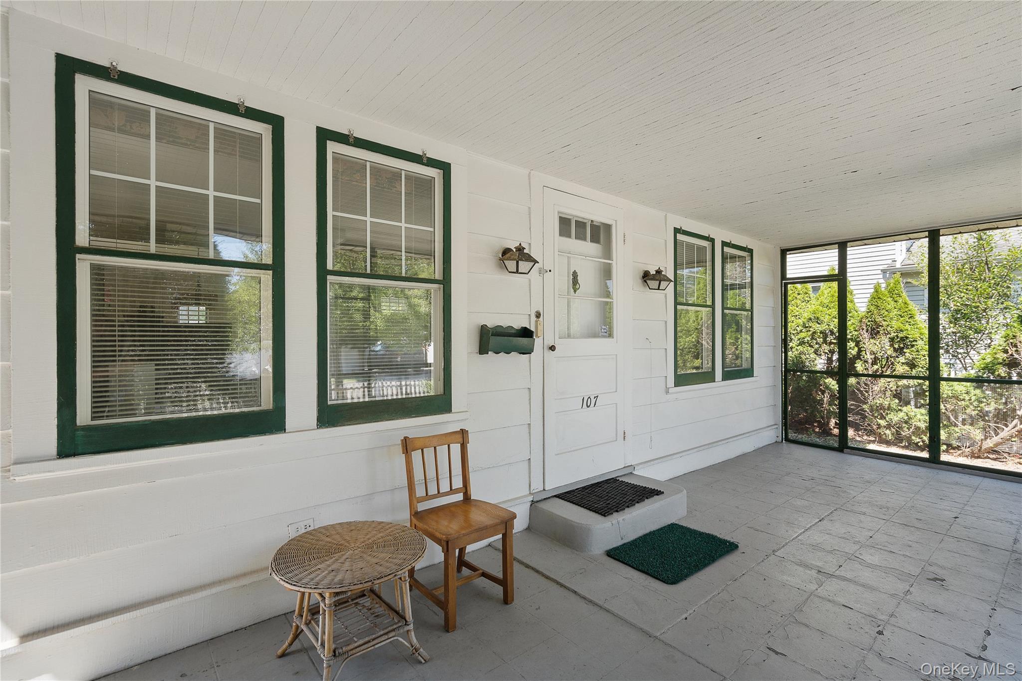 107 Melrose Avenue, East Rockaway, NY 11518