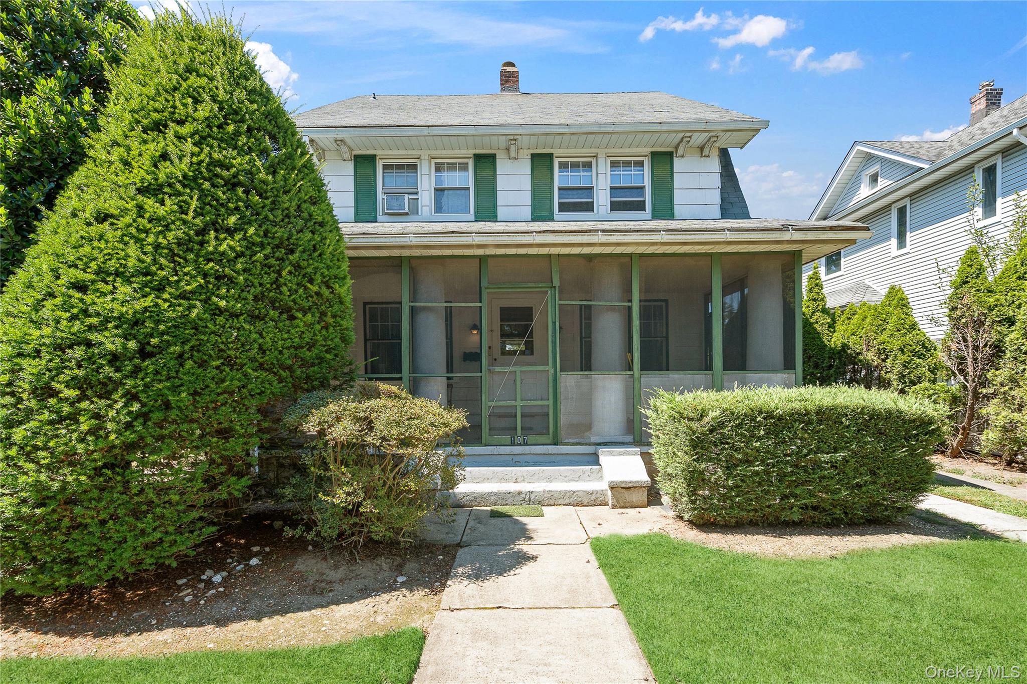 107 Melrose Aveue Avenue, East Rockaway, NY 11518