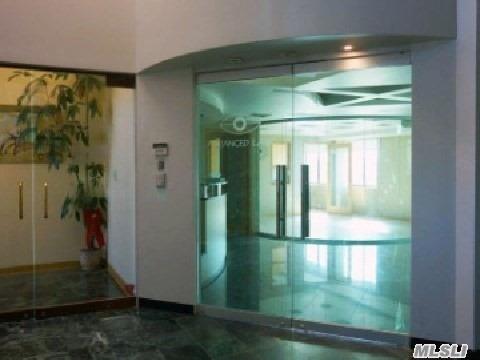 136-40 39 Avenue # 6A, Flushing, NY 11354