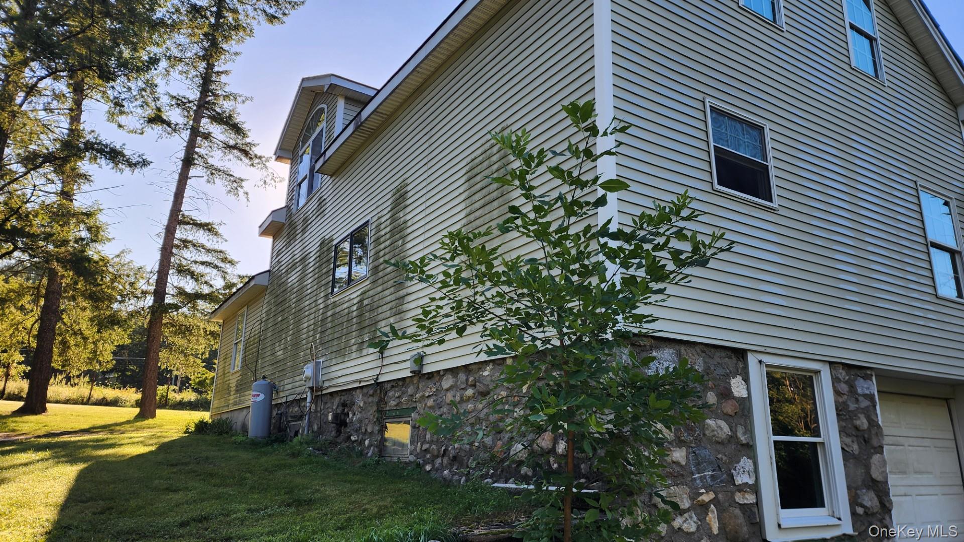 335 Clapp Hill Road, Lagrangeville, NY 12540